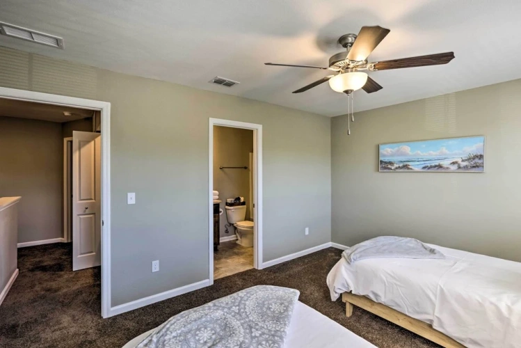 3 Bedrooms Apartment