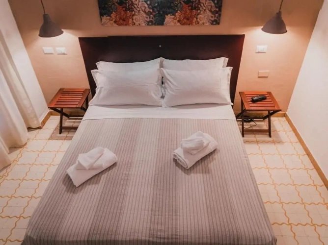 Economy room