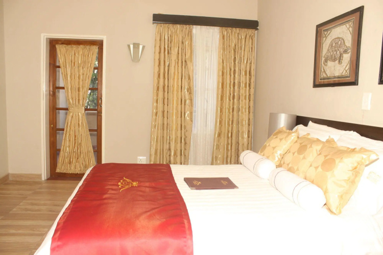 Selborne Hotel