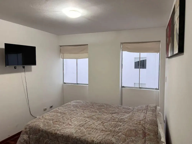 3bed Apt in Miraflores - Free Wifi, Free Parking