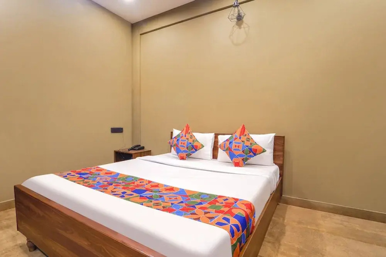 Fabhotel Hn Pear View Stays