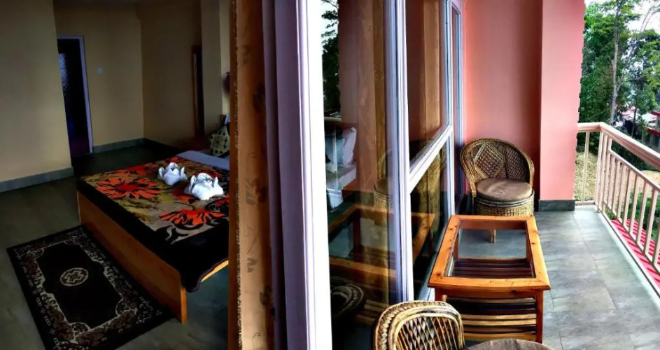 Shikher Guest House