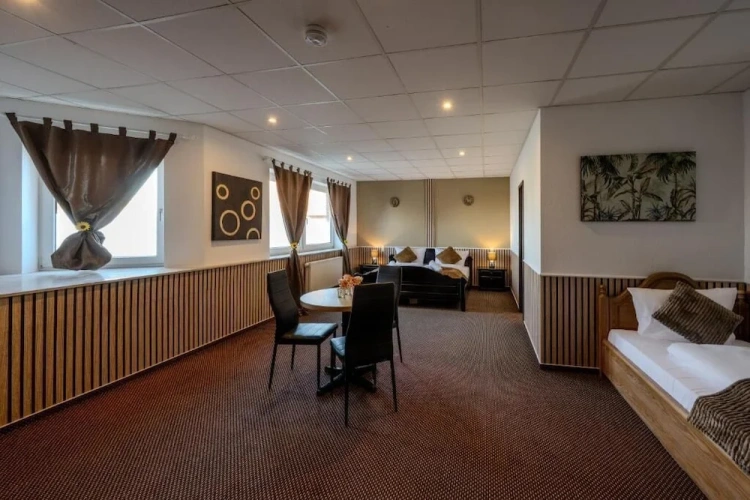 Standard Quadruple room