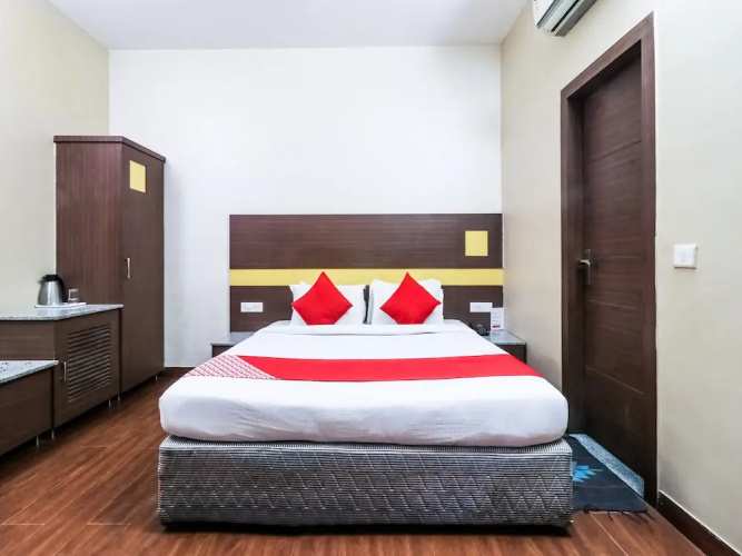 Fabhotel Aqua