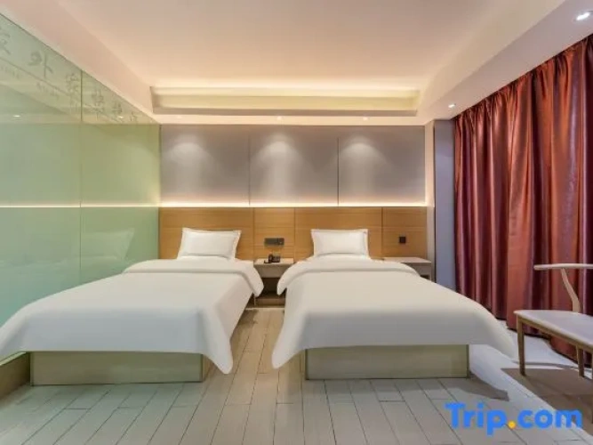 Deluxe Twin Suite