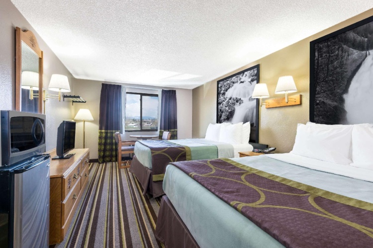 Standard Quadruple room