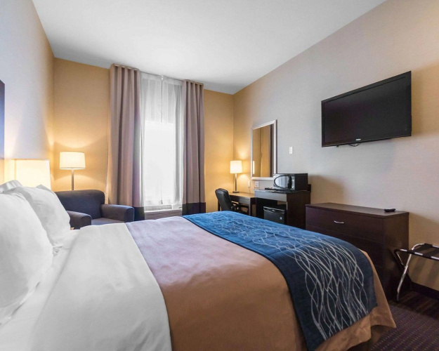 Comfort Inn & Suites