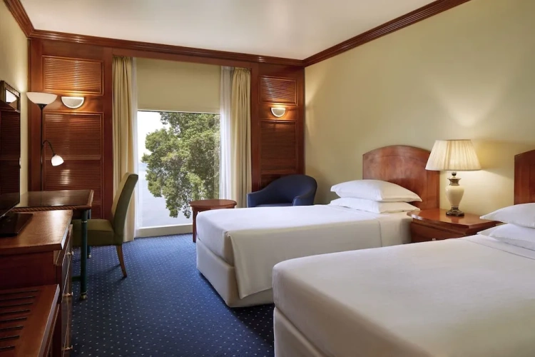 Standard Twin room with sea view