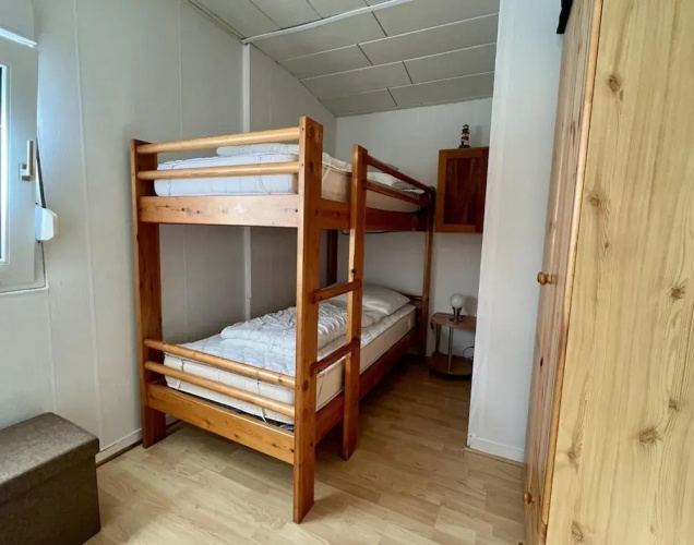 Spacious Bungalow With Garden in Park Eureka