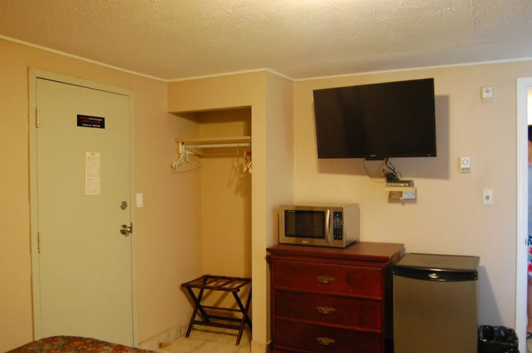Coronation Motel