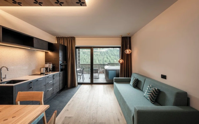 Apartment with balcony