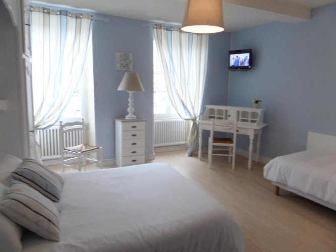Superior Triple room