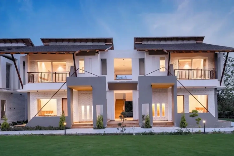 Superior Double Cottage