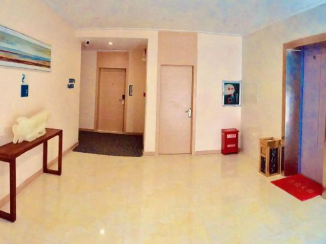 Jungle Express Hotel