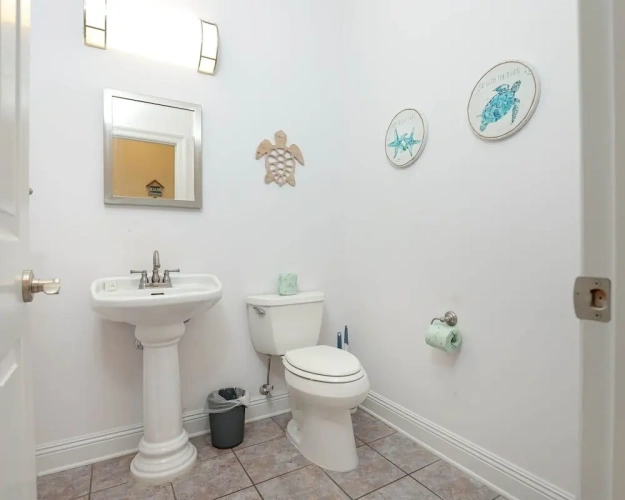 4 Bedrooms Cottage