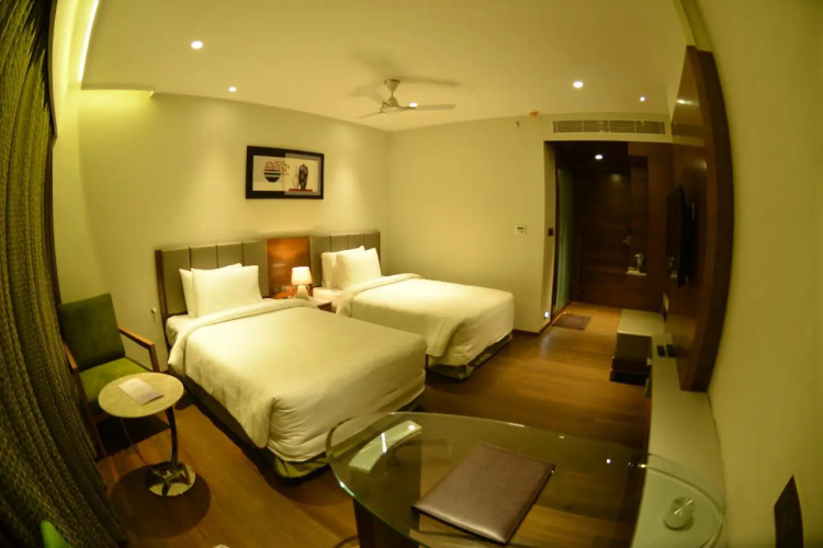 Hotel Pride Madhava