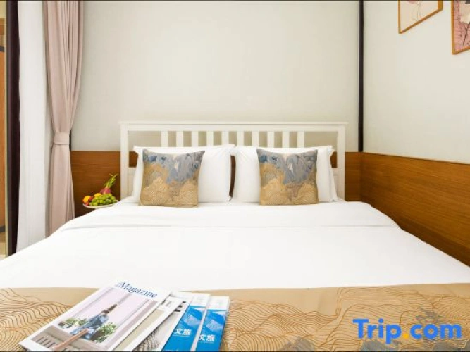 2 Bedrooms Villa