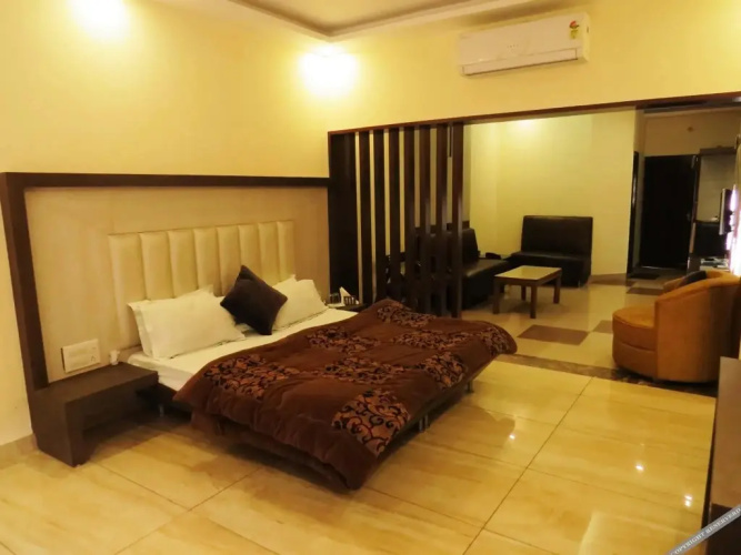 Hotel Amar Palace