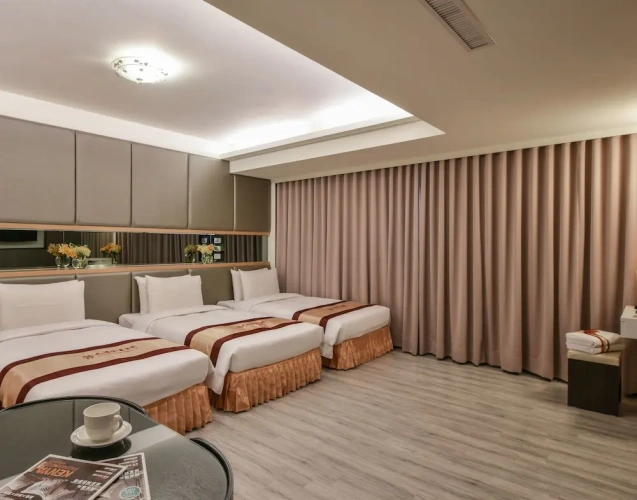 Standard Triple room