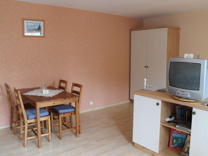 Wunderschoene Ferienwohnung mit Garten