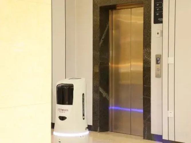 Junyi Select Hotel (Mixc Mall Guilin Railway Station Branch)