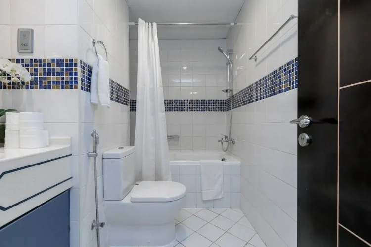 Driven Holiday Homes - Indigo Tower