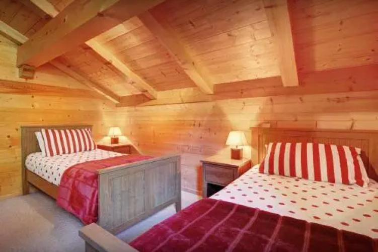 Chalet des Enfants - OVO Network