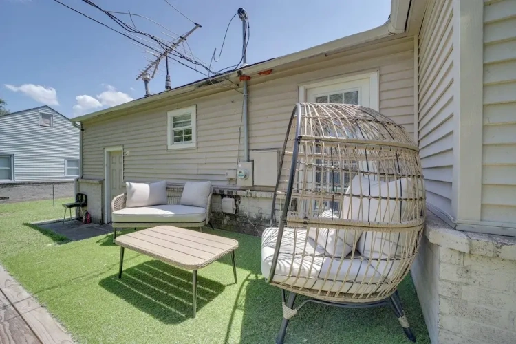 2 Bedrooms Cottage