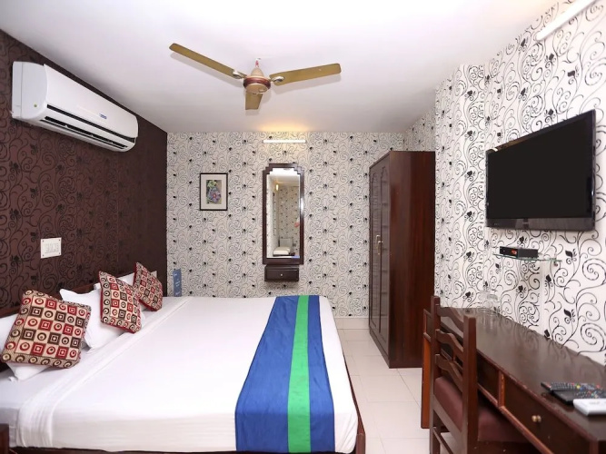 OYO 1126 Hotel Bengal Inn