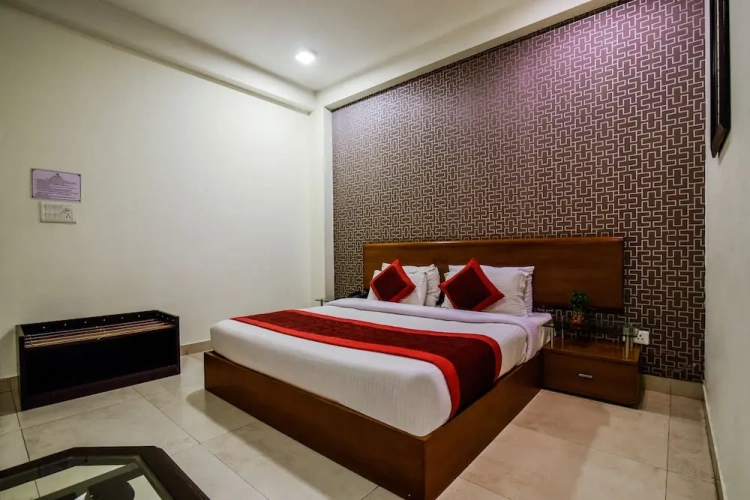Deluxe Single room
