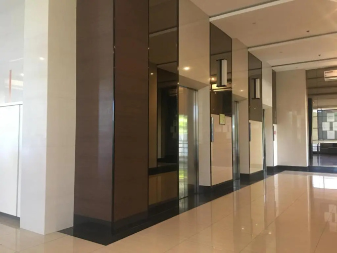 Centrio Tower Beside Ayala Studio Unit 1 - 9