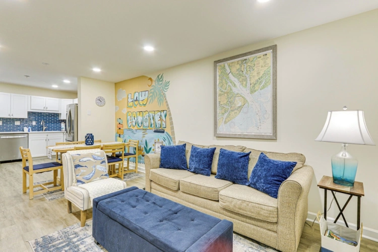 2 Bedrooms Apartment