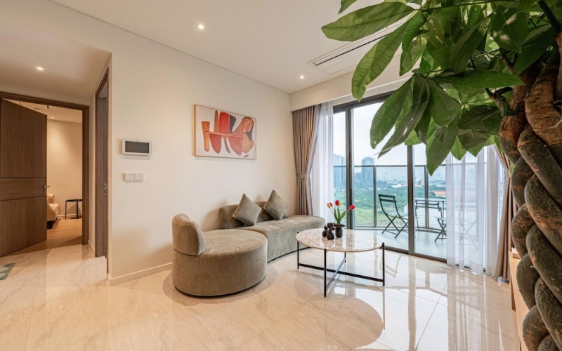 2 Bedrooms Luxury Apartment with balcony and with city view