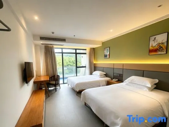 Standard room with balcony