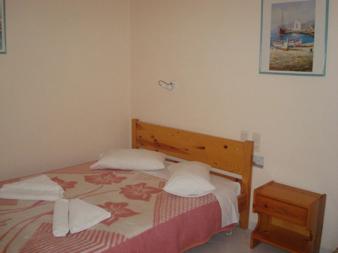 Polyxenis Rooms