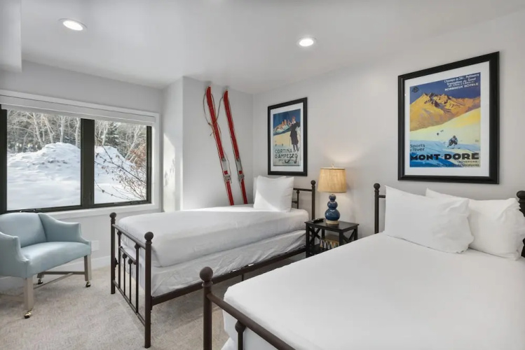 105 - Three Bedroom with Spa Ridgepoint 3 Condo