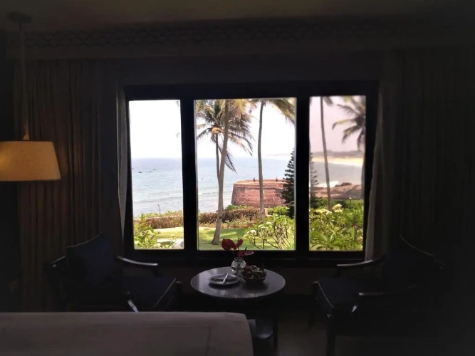 Deluxe Twin room with sea view
