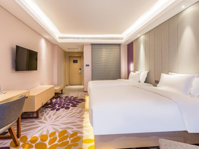 Standard Double room with lake view