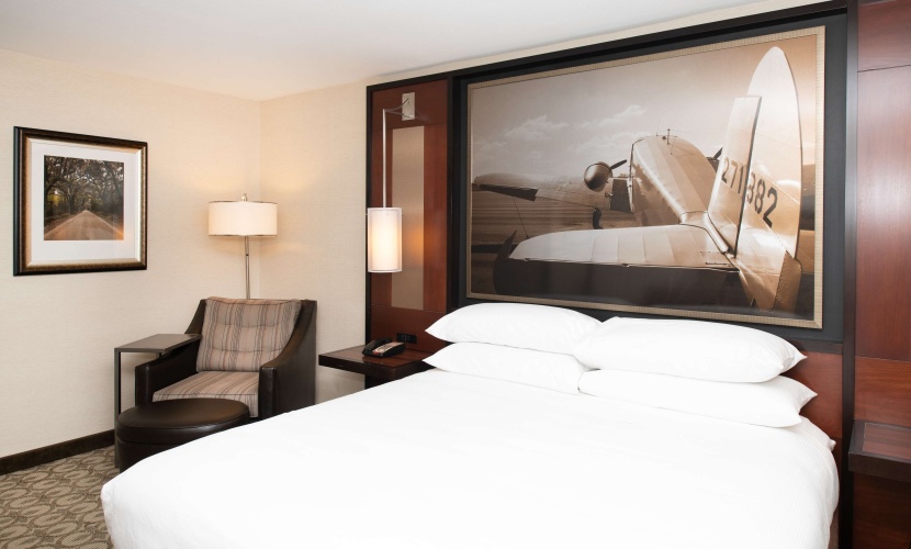 DoubleTree by Hilton Hotel & Suites Charleston Airport photo 8