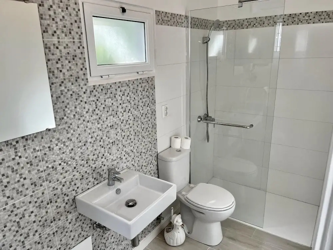 Modern Minimalist Studio With Essential Comfort