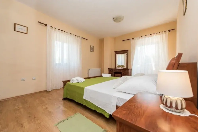 4 Bedrooms Villa with balcony and with pool view