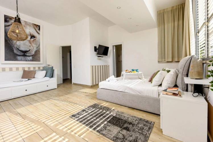 Guest rooms