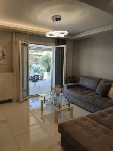 Crystal Luxury Apartment