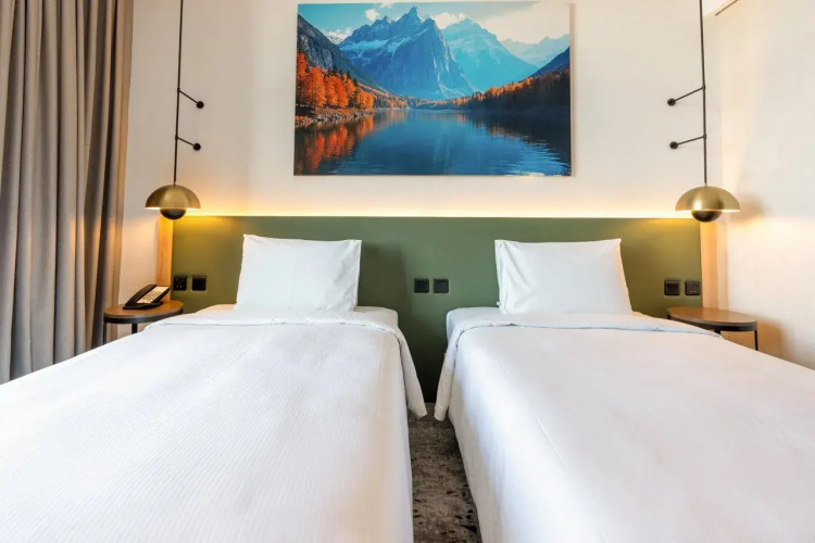 West Walk Retaj Hotel