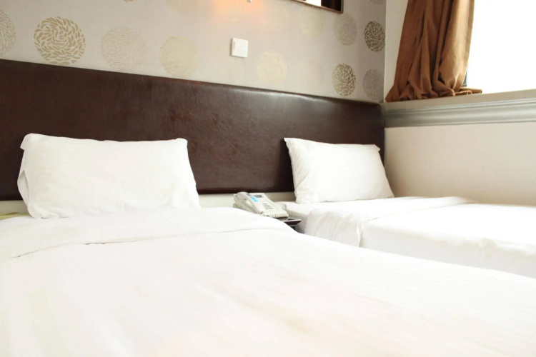Lander Hotel Prince Edward