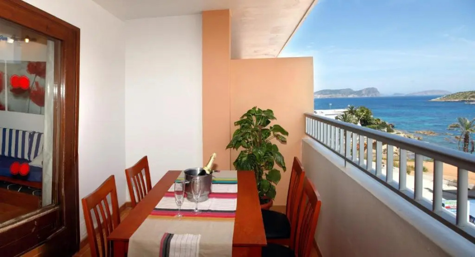 Typic Sandic Apartments