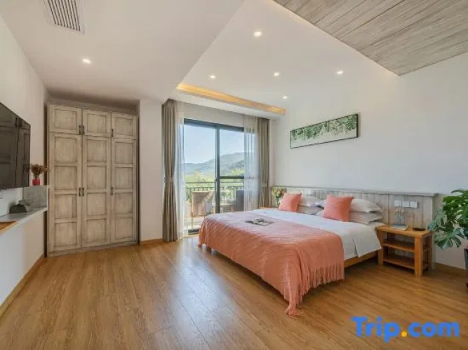 Standard Double room with sunrise view
