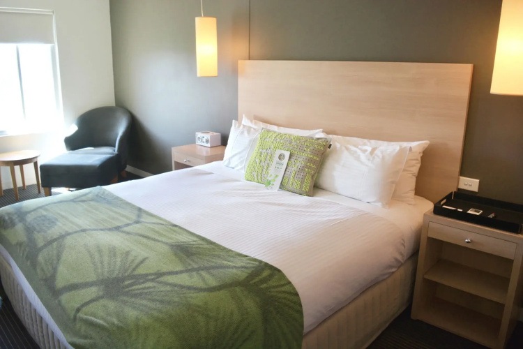 Saint Kilda Beach Hotel