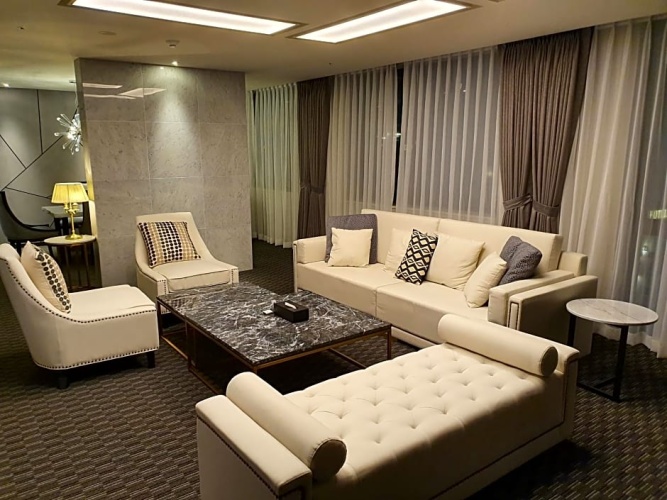Royal Suite