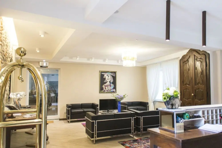 Hotel Ponti
